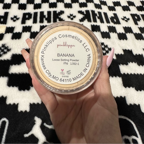 Pinklipps setting powder. Color 25G banana. Never used still in box - Picture 4 of 7